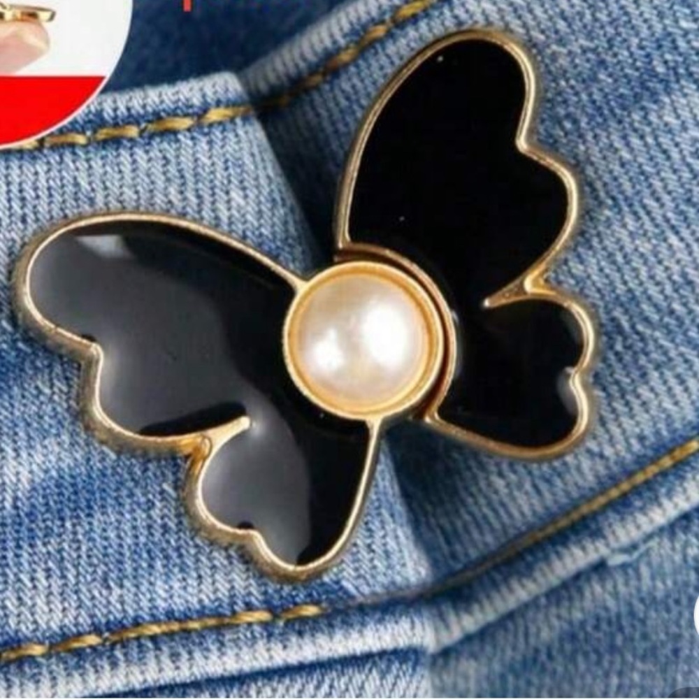 Elegant Black Butterfly pants cincher with Pearl Accent